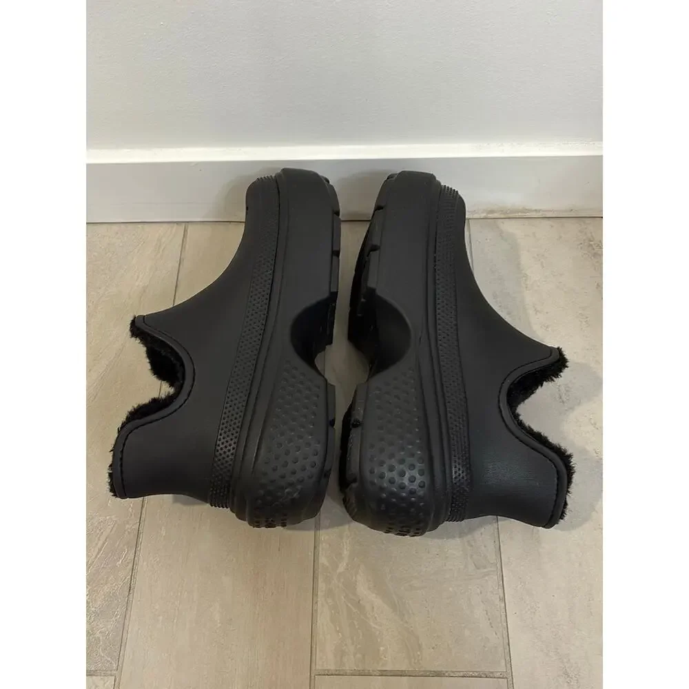 Crocs Boots M9 W11 Black Stomp Shorty Lined Chunky Platform Faux Fur Unisex